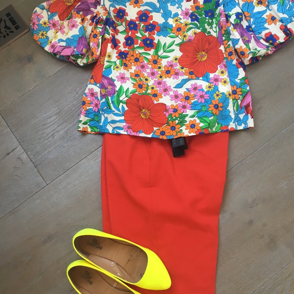 Summer Blouse - Picture 2 of 9